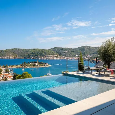 Сasa de vacaciones Divine View