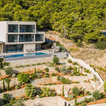 Сasa de vacaciones Divine View Vis