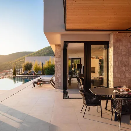 Сasa de vacaciones Divine View Vis