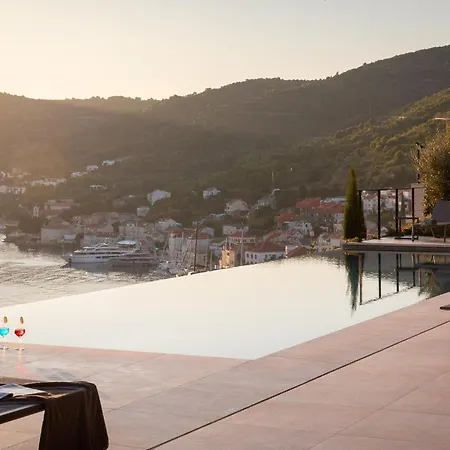 Сasa de vacaciones Divine View Vis