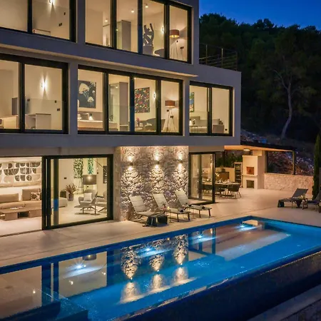 بيت للعطل Divine View