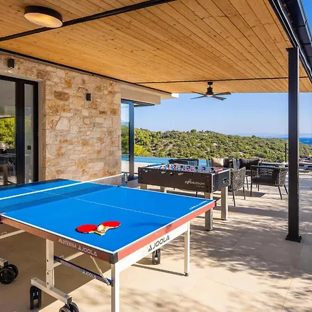 Divine View * فيس