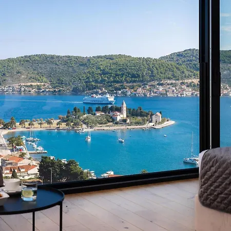 بيت للعطل Divine View