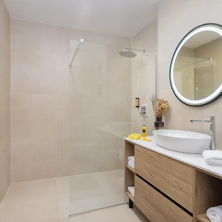 بيت للعطل Divine View فيس